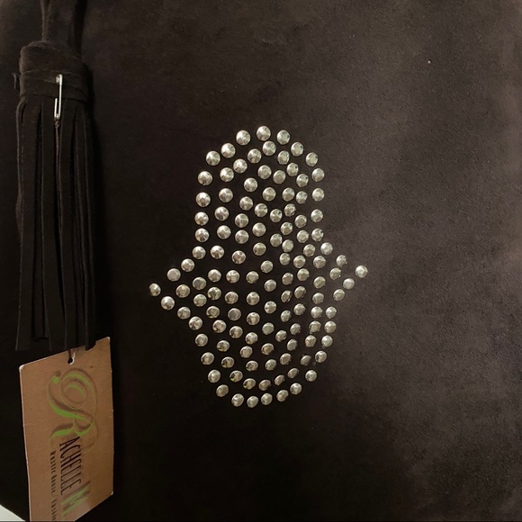 NWT $172 Handmade Cowhide BOHO Tassel Tote & ⁉️🎁! - Picture 8 of 13